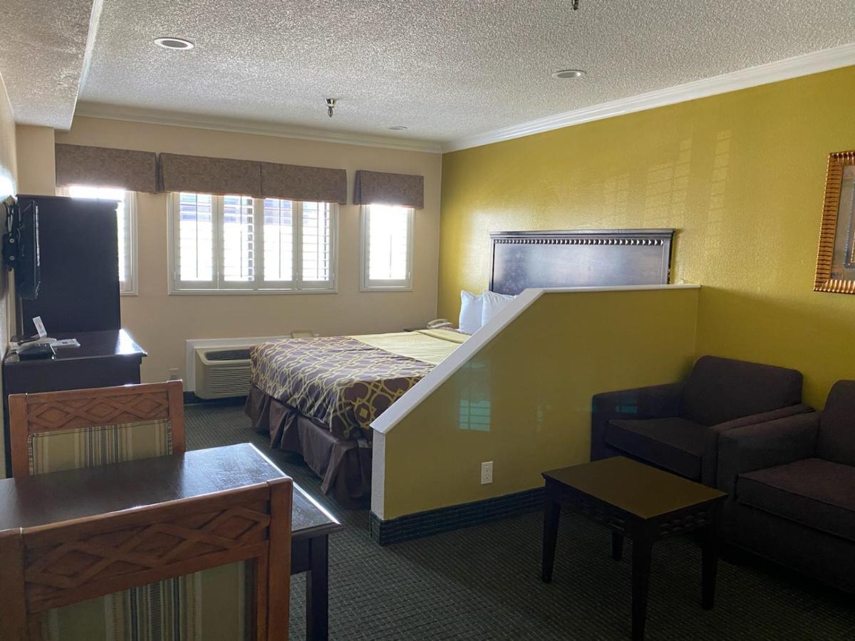 Travelodge By Wyndham Chatsworth Los Angeles Bagian luar foto