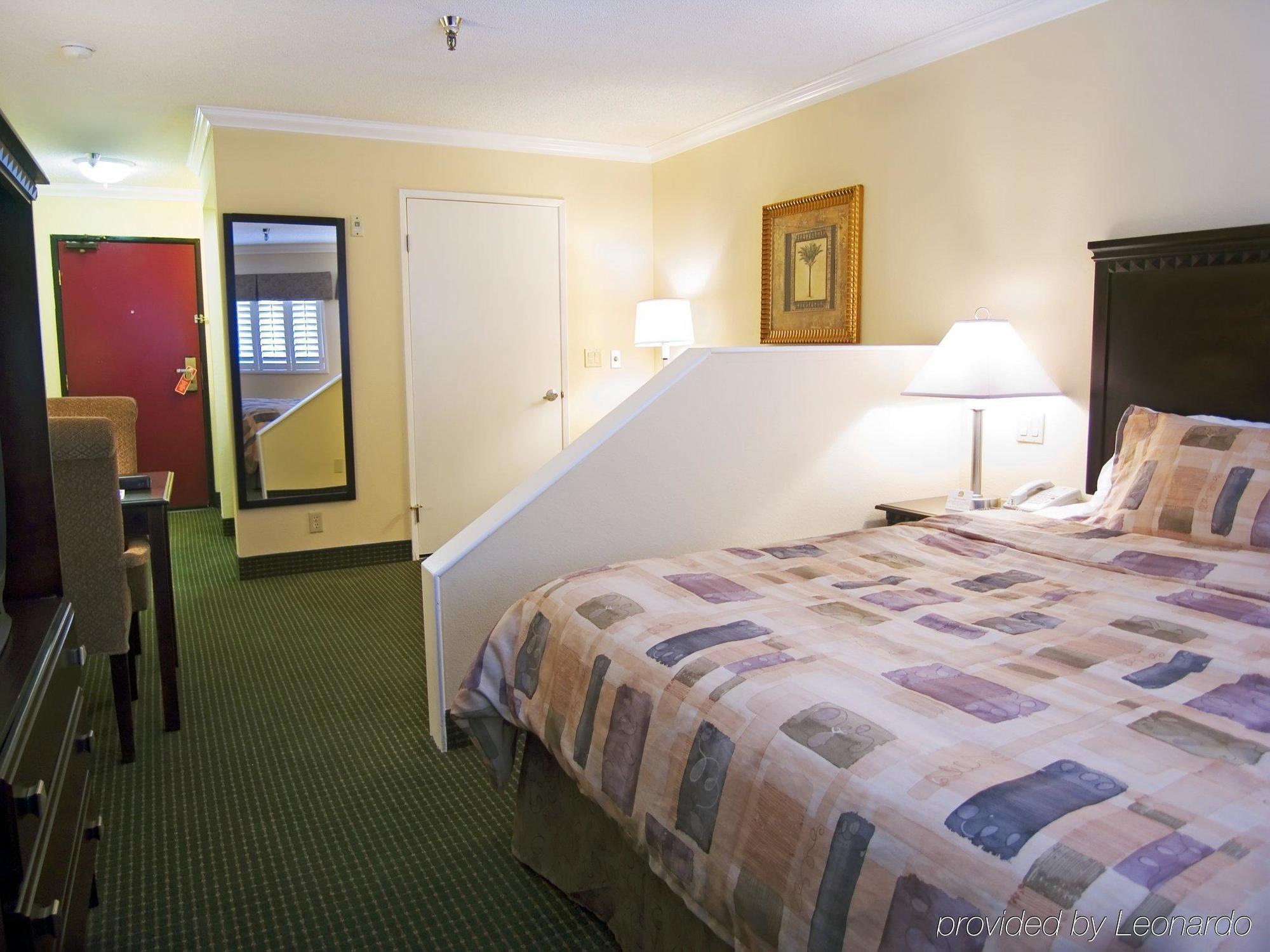 Travelodge By Wyndham Chatsworth Los Angeles Bagian luar foto