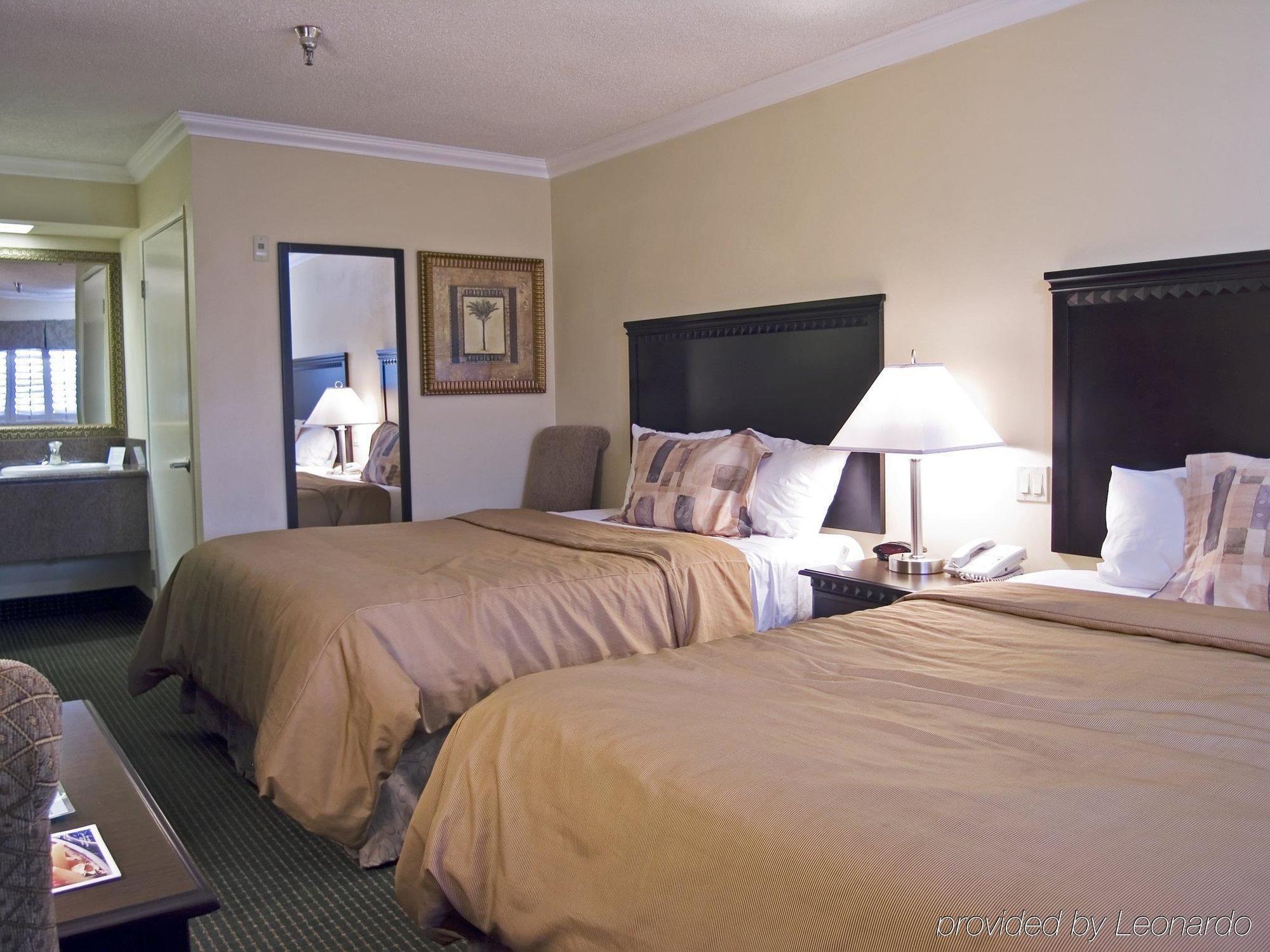 Travelodge By Wyndham Chatsworth Los Angeles Bagian luar foto