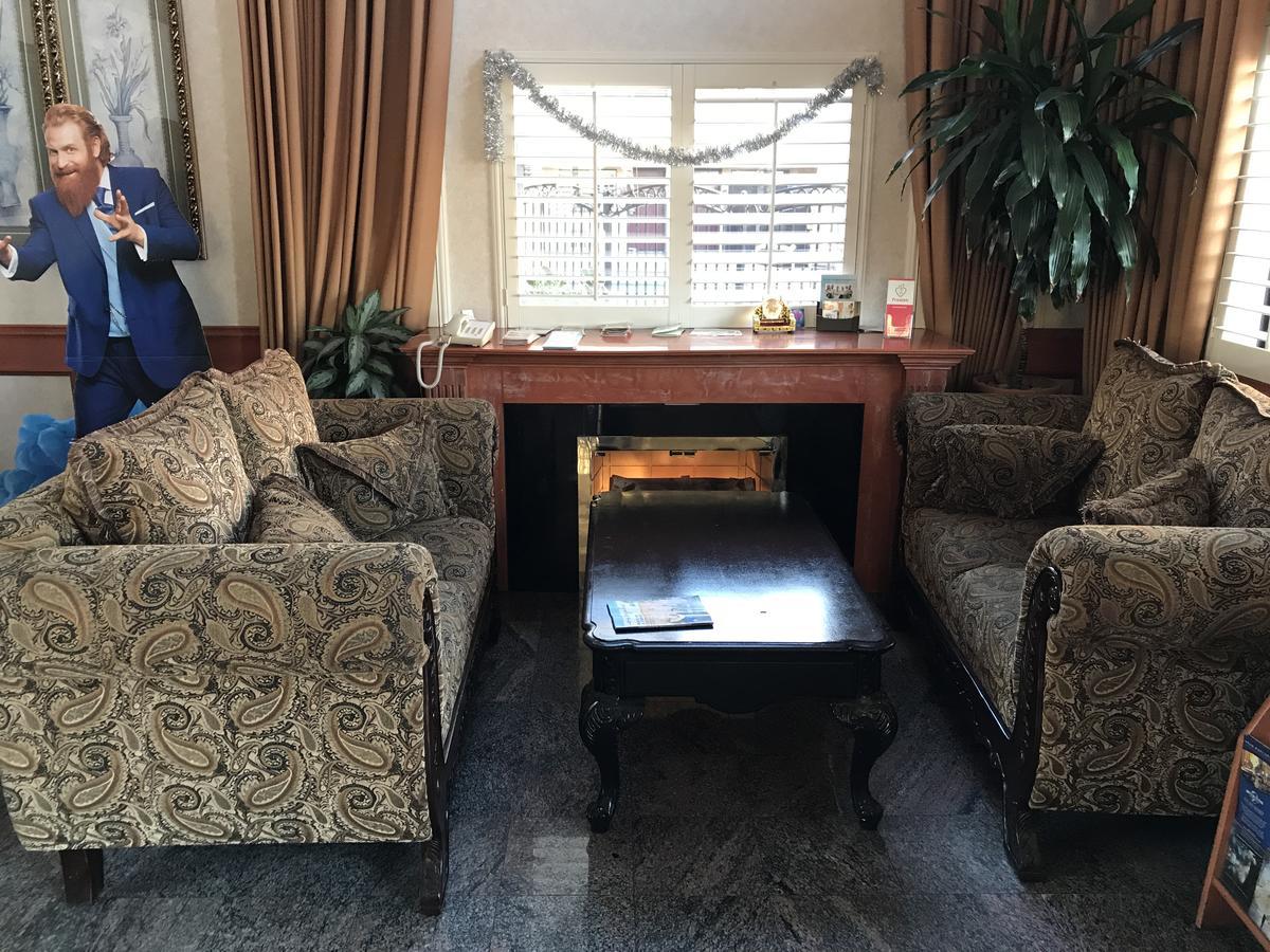 Travelodge By Wyndham Chatsworth Los Angeles Bagian luar foto