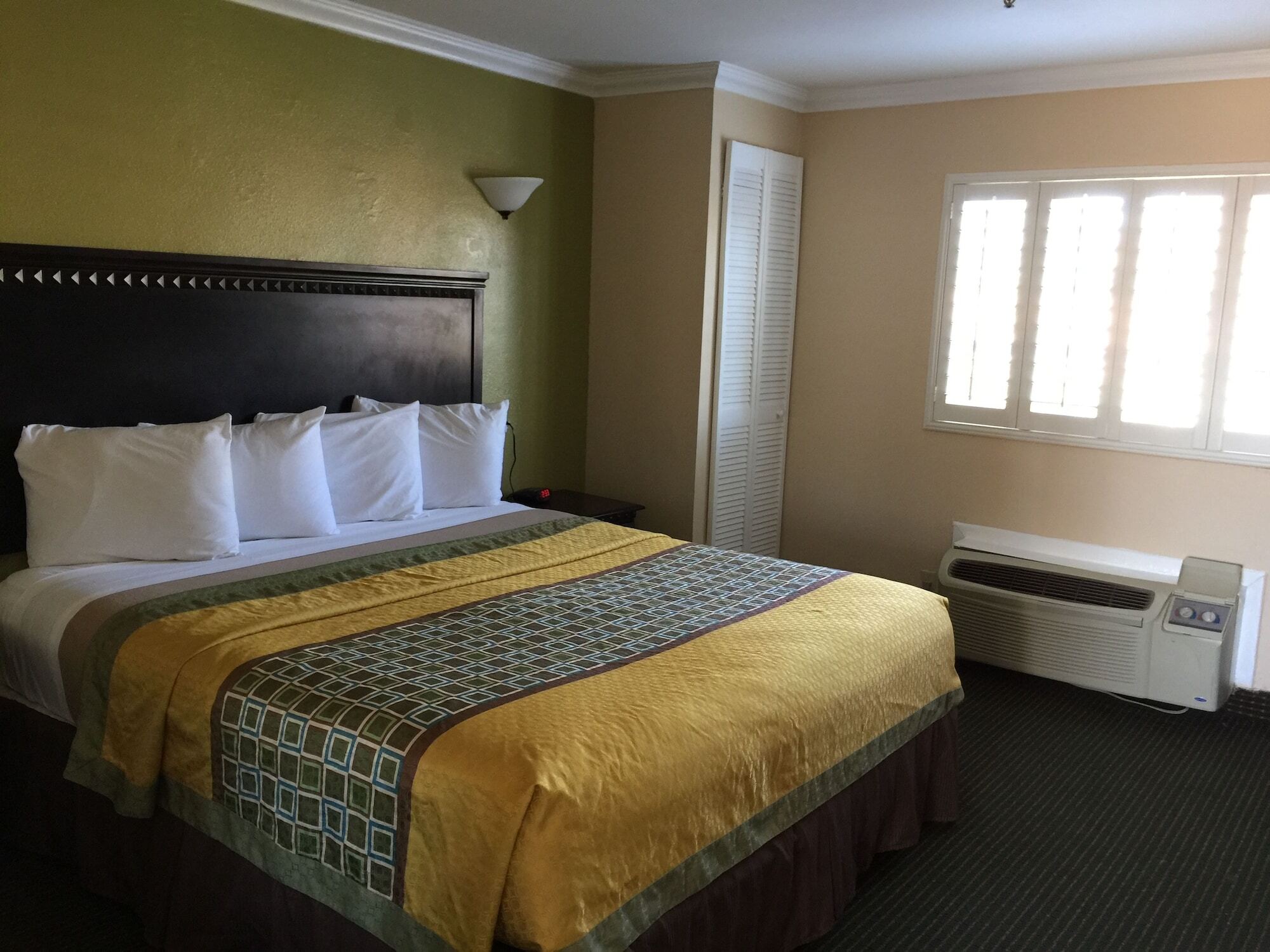 Travelodge By Wyndham Chatsworth Los Angeles Bagian luar foto