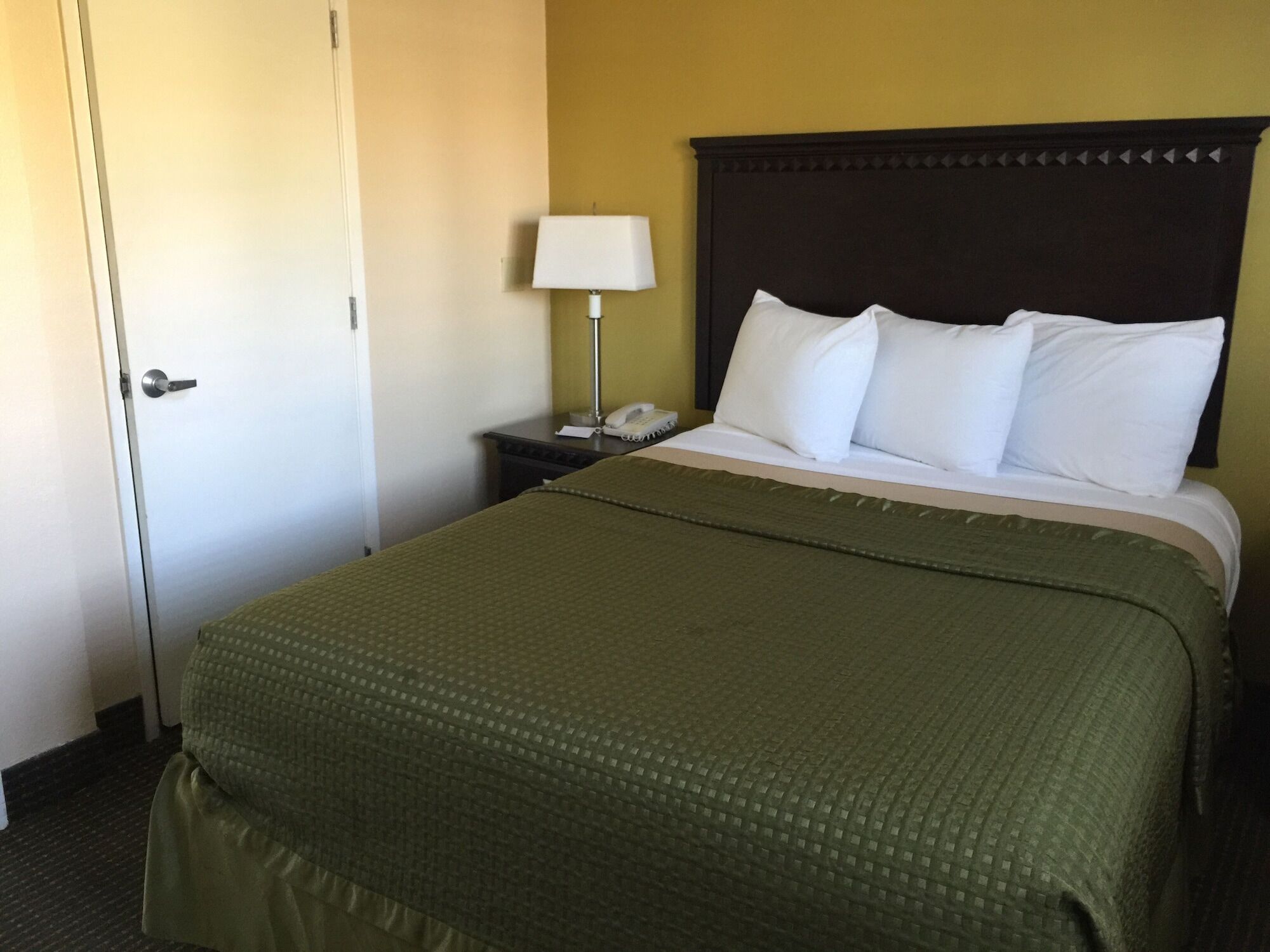 Travelodge By Wyndham Chatsworth Los Angeles Bagian luar foto