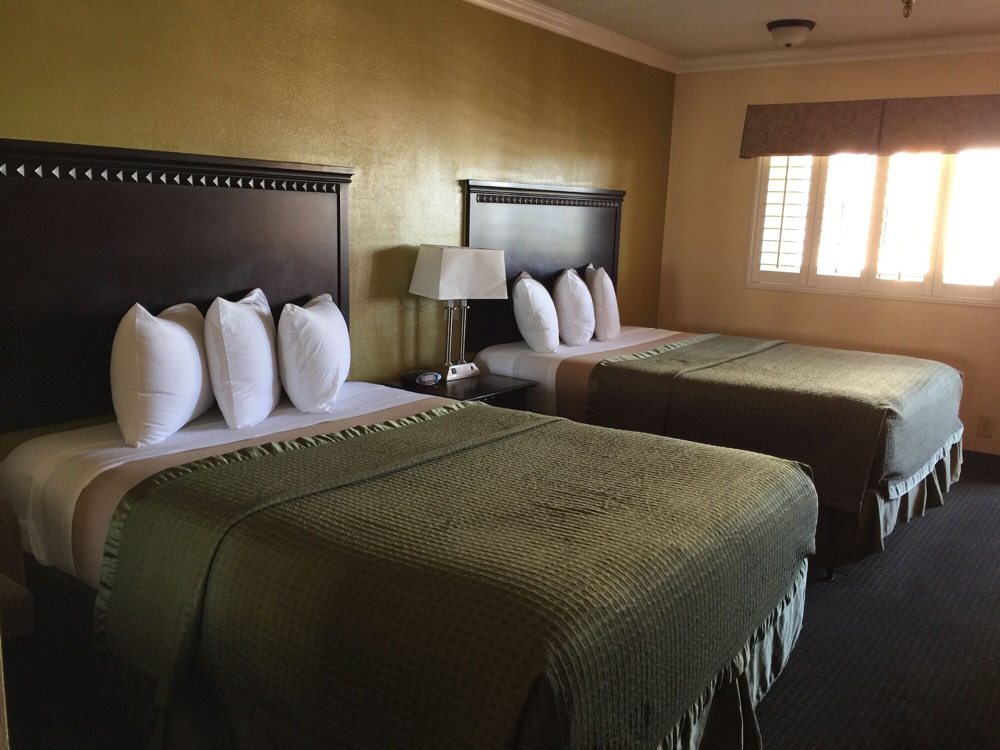 Travelodge By Wyndham Chatsworth Los Angeles Bagian luar foto