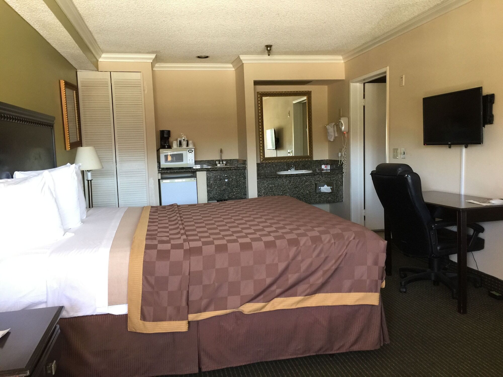 Travelodge By Wyndham Chatsworth Los Angeles Bagian luar foto